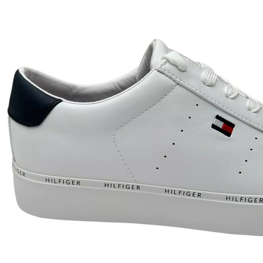 Tommy Hilfiger Women's Henissly Sneaker‎ Size 8.5 White Lace up Casual & Stylish - Picture 13 of 13